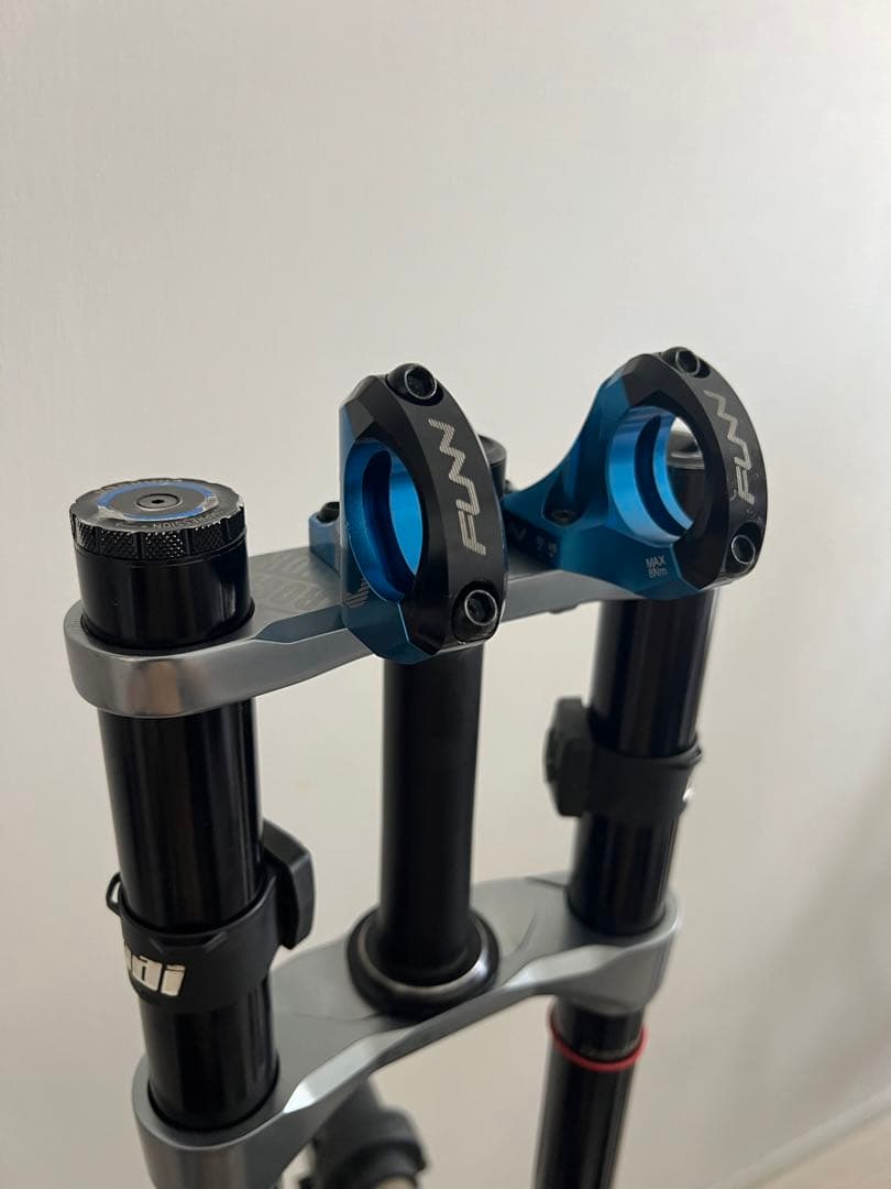 ロックショックス　ボクサー 2019 27.5