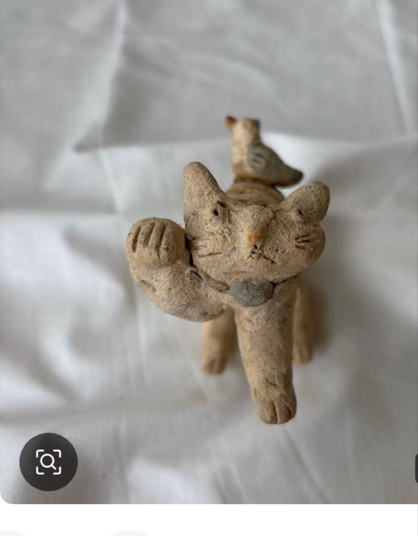 長田恵　大きめお皿と猫の置き物