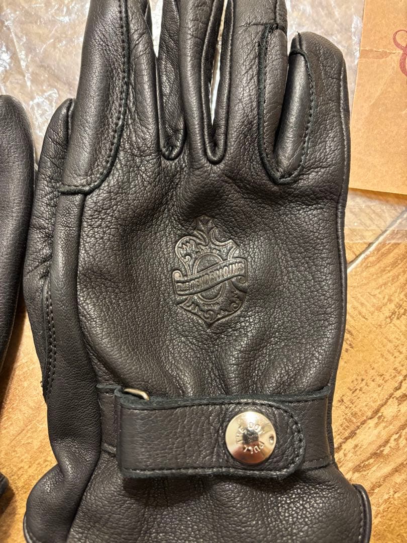 Tony Smith TENDERLOIN テンダーロイン