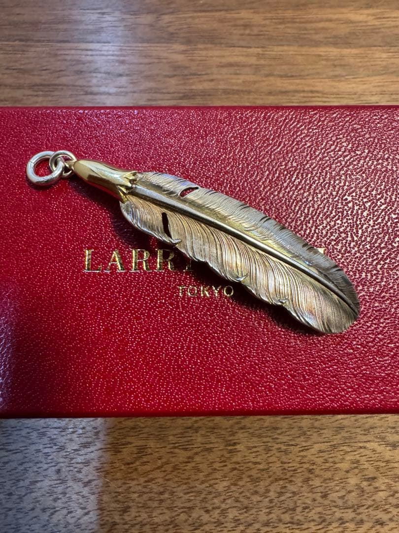 アクセサリー LARRY SMITH EAGLEHEADFEATHER 18KACCENT R
