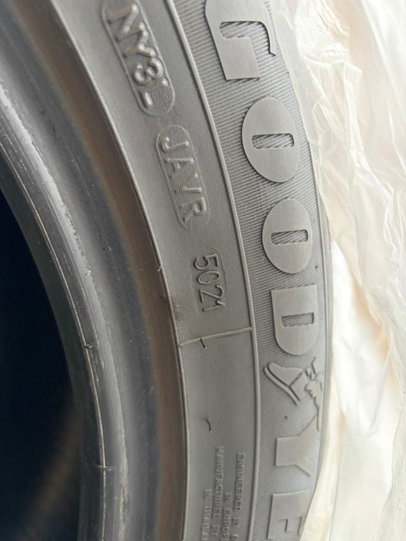 値下げしました◎18インチ グッドイヤー 夏タイヤ 235/55R18 4本