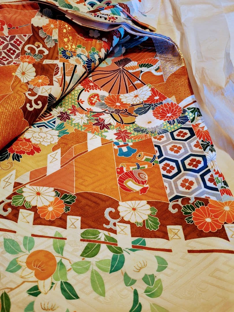 ふ*り様 オレンジ系 花柄 扇子デザイン 振袖
