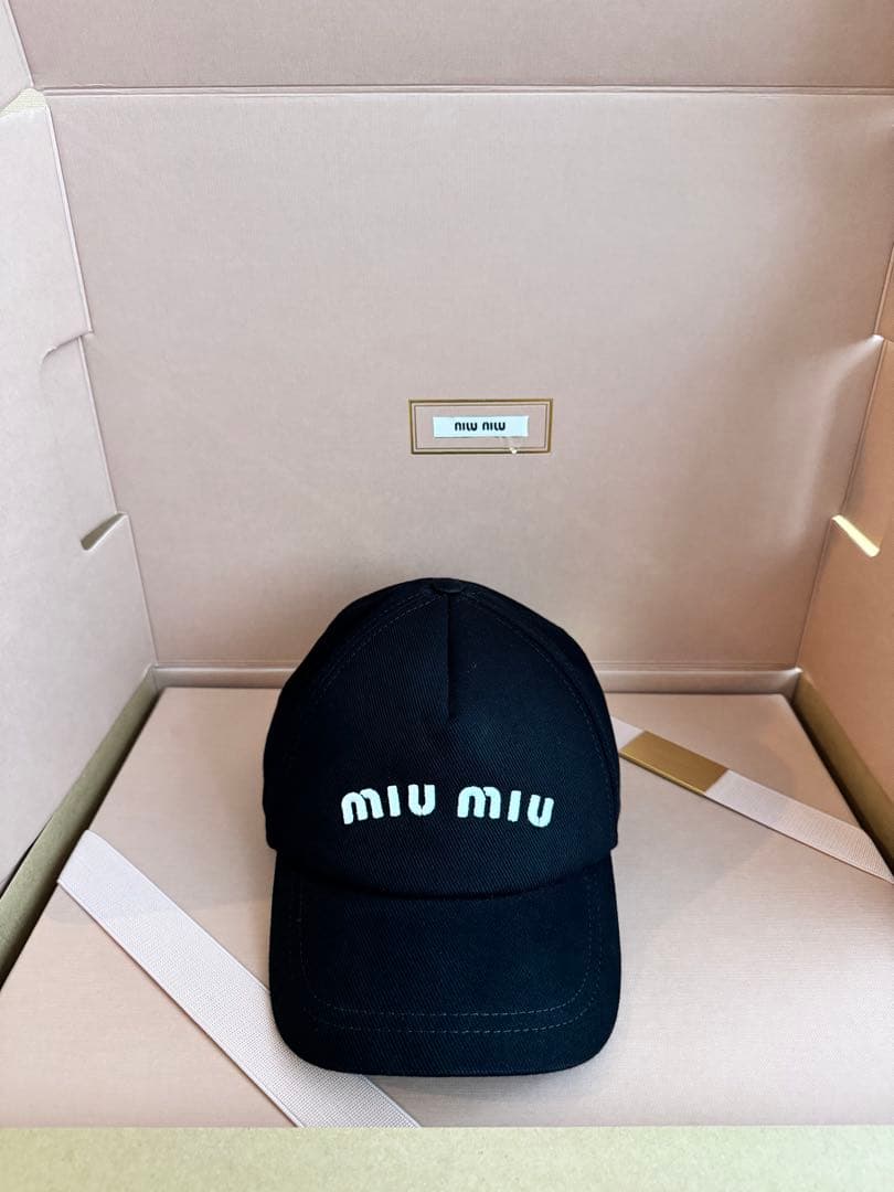 miu miu ベースボールキャップ　XL