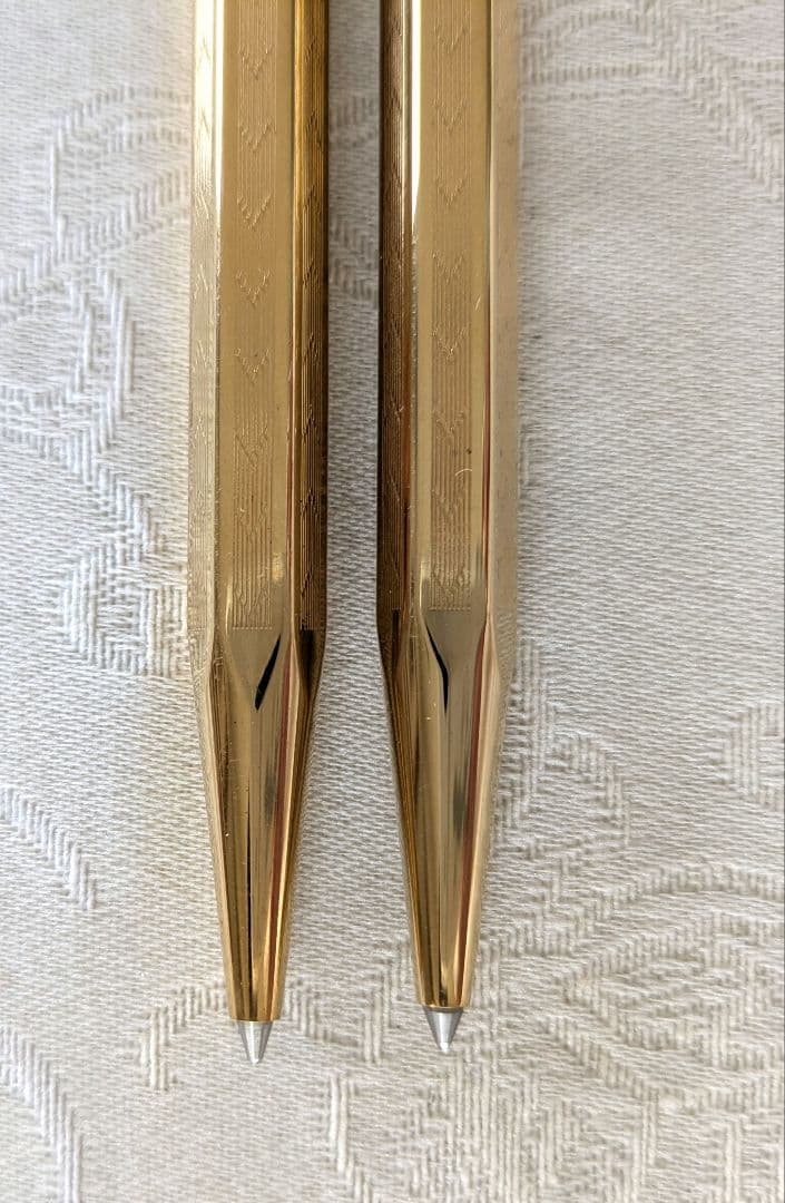 【専用】CARAN D'ACHE エクリドール ボールペン２本