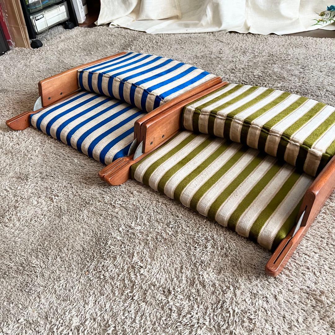 再度お値下げしました！ストライプデザイン折りたたみ座椅子2脚セット　昭和レトロ