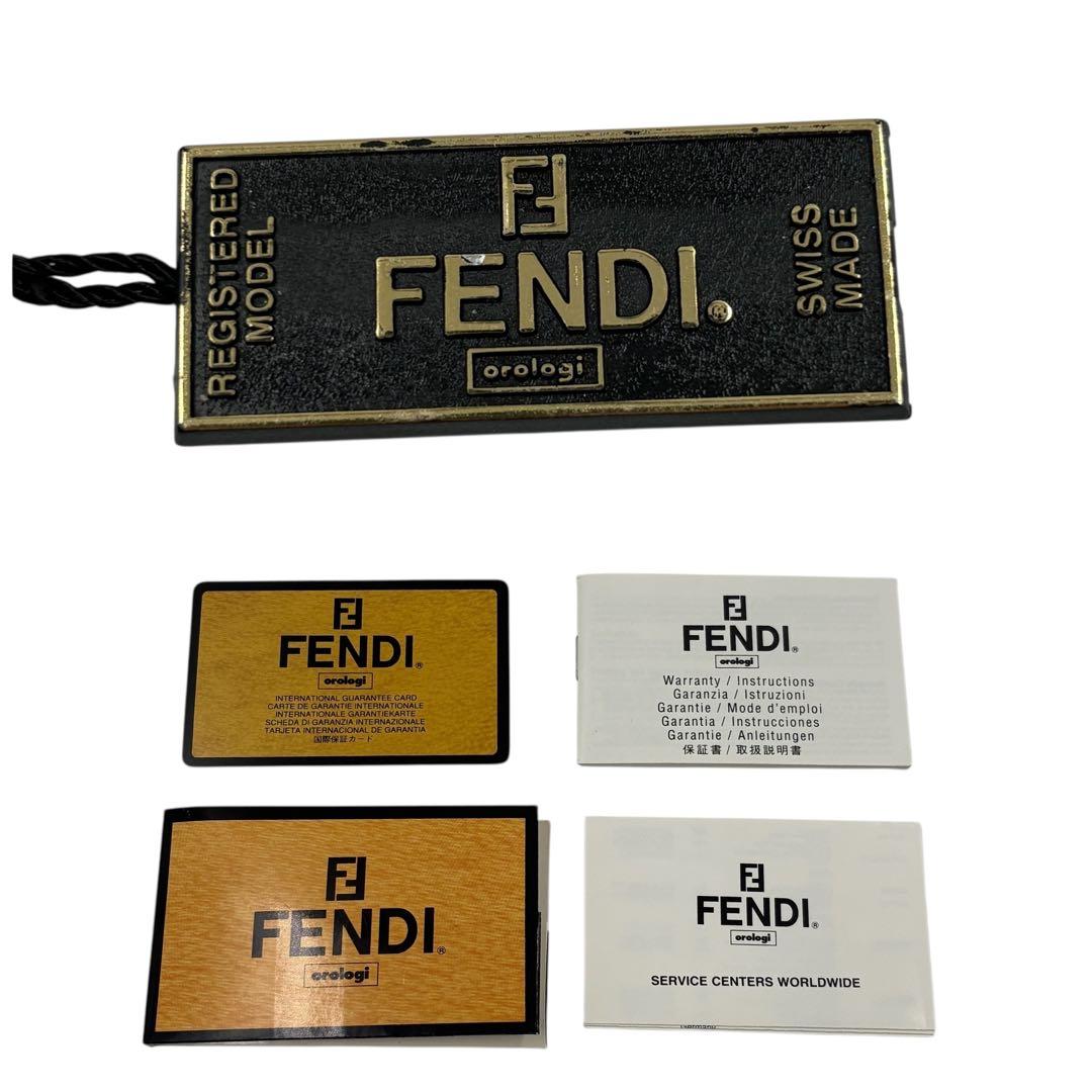 【美品】フェンディ チェンジベルト9本 カメレオン シェル文字盤 腕時計 付属品