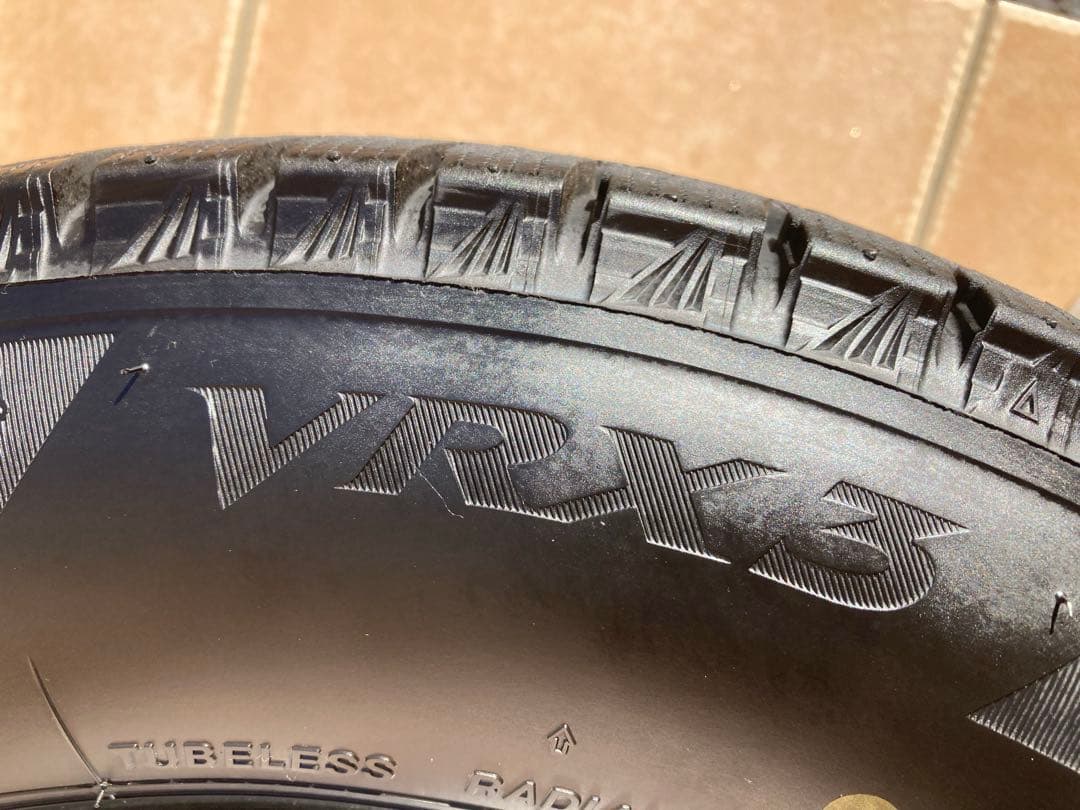 ブリヂストンブリザックVRX3 145/80R13スタッドレス4本ホイールセット