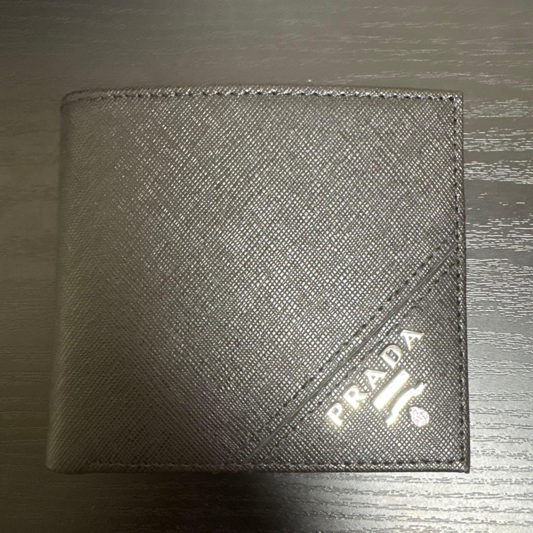 PRADA 二つ折り財布 レザー