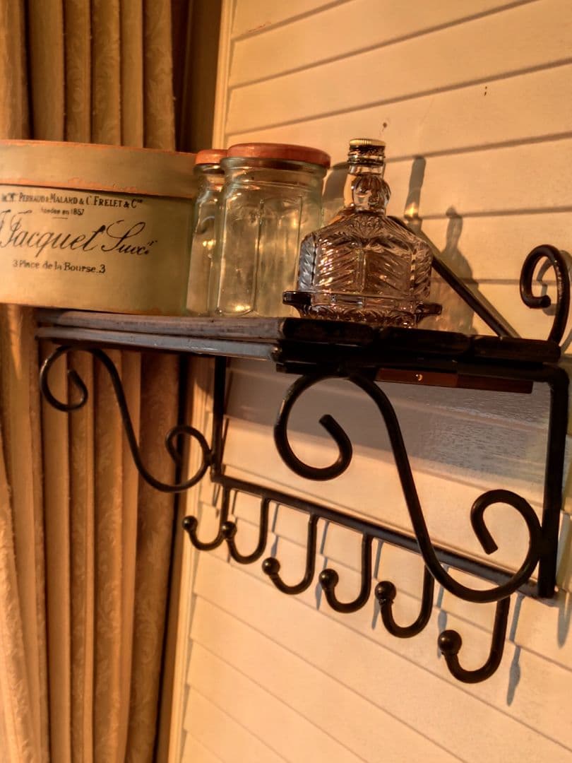 アイアン製　ウォールフック 　木製の棚　鉄　アイアン