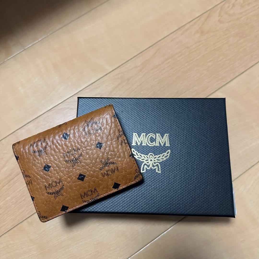 MCM 二つ折り財布　ブラウン　正規品