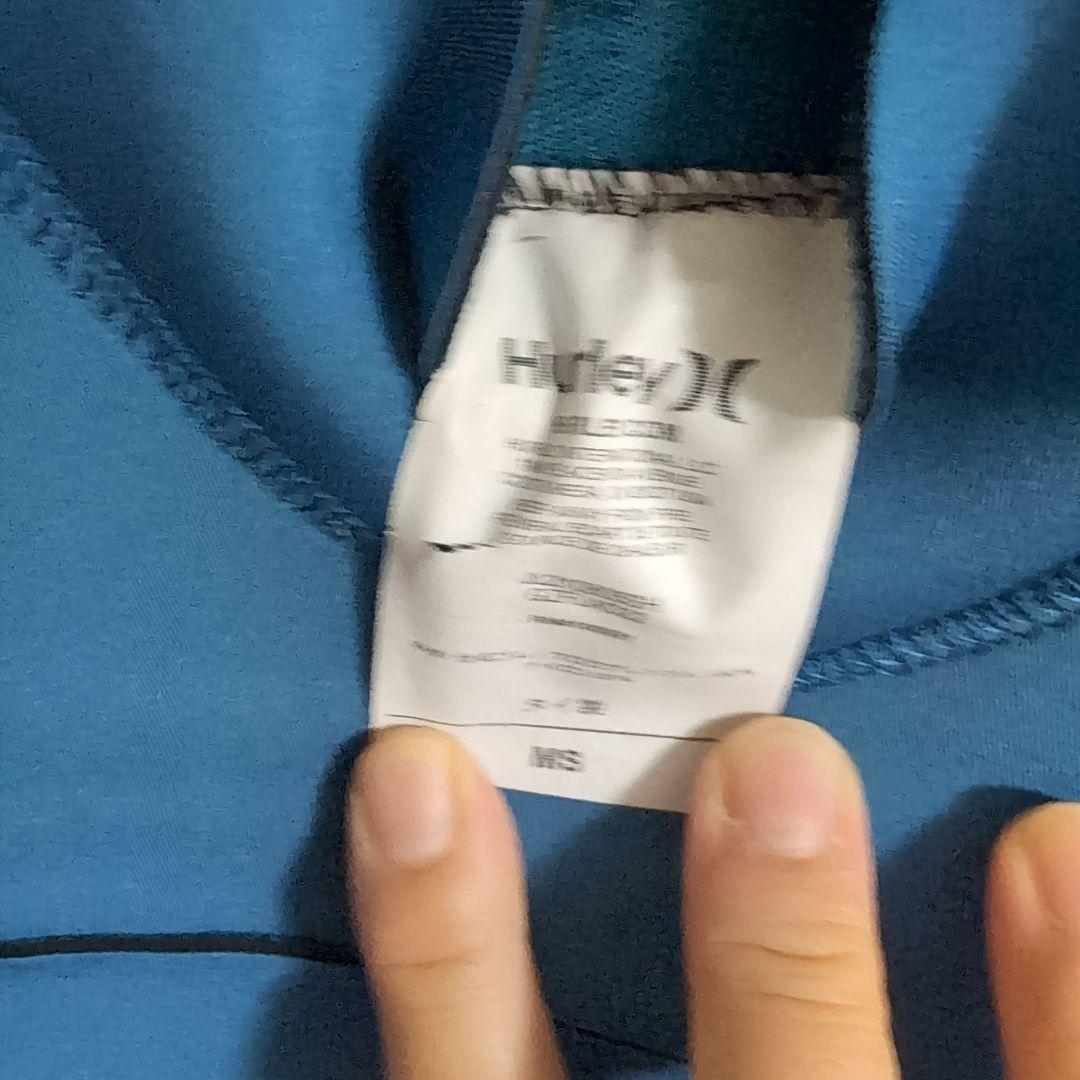 半額以下！新品未使用タグ付　長袖フルスーツHurley　レディースMS