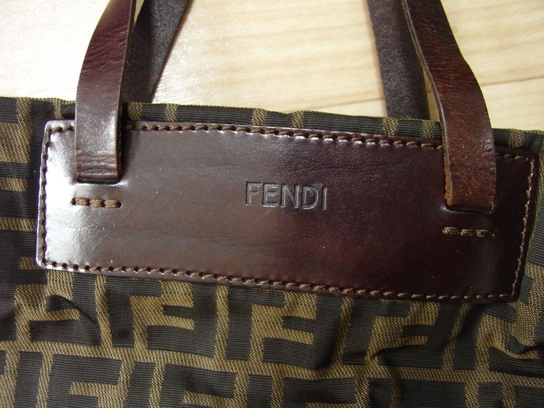 ☆HIMEKO様専門☆FENDI 折り畳みトートバッグ