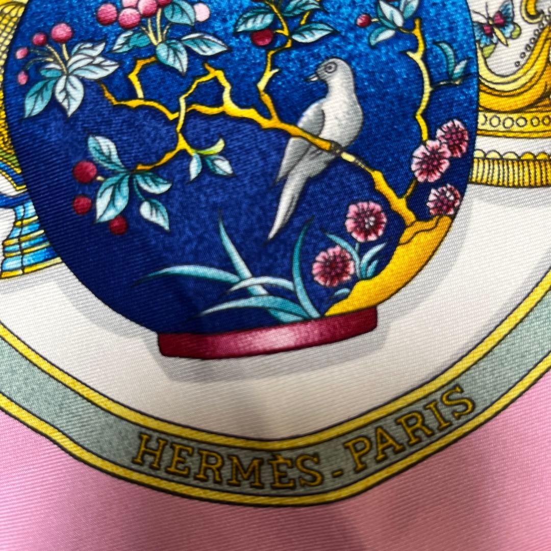 ✨超美品✨HERMES エルメススカーフカレ90 香水瓶柄