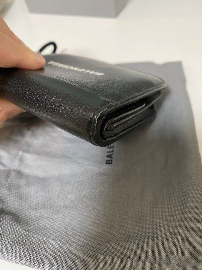 BALENCIAGA 二つ折り財布