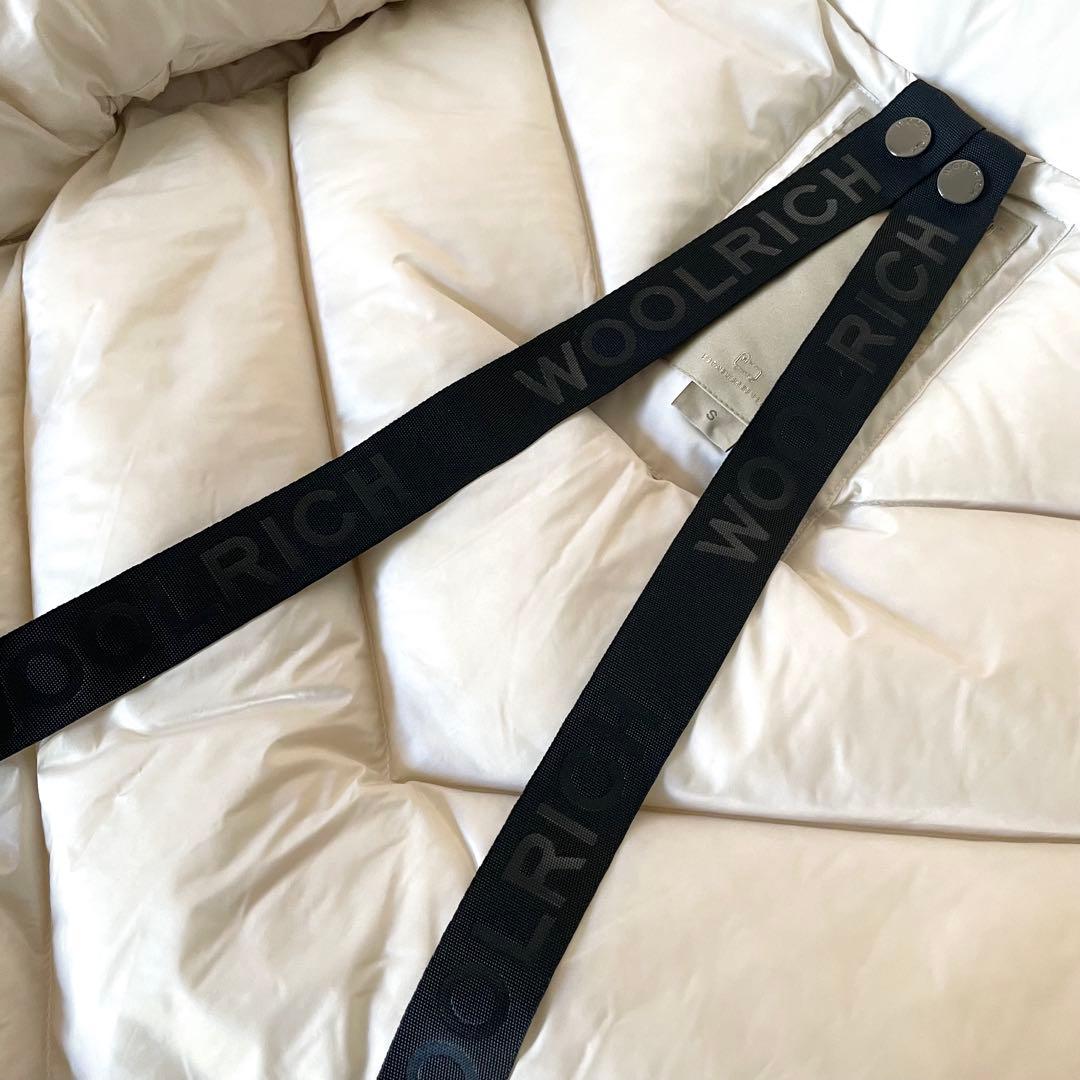 美品★ウールリッチ　ラグジュアリー　コクーン　ダウンジャケット　アイボリー系　S