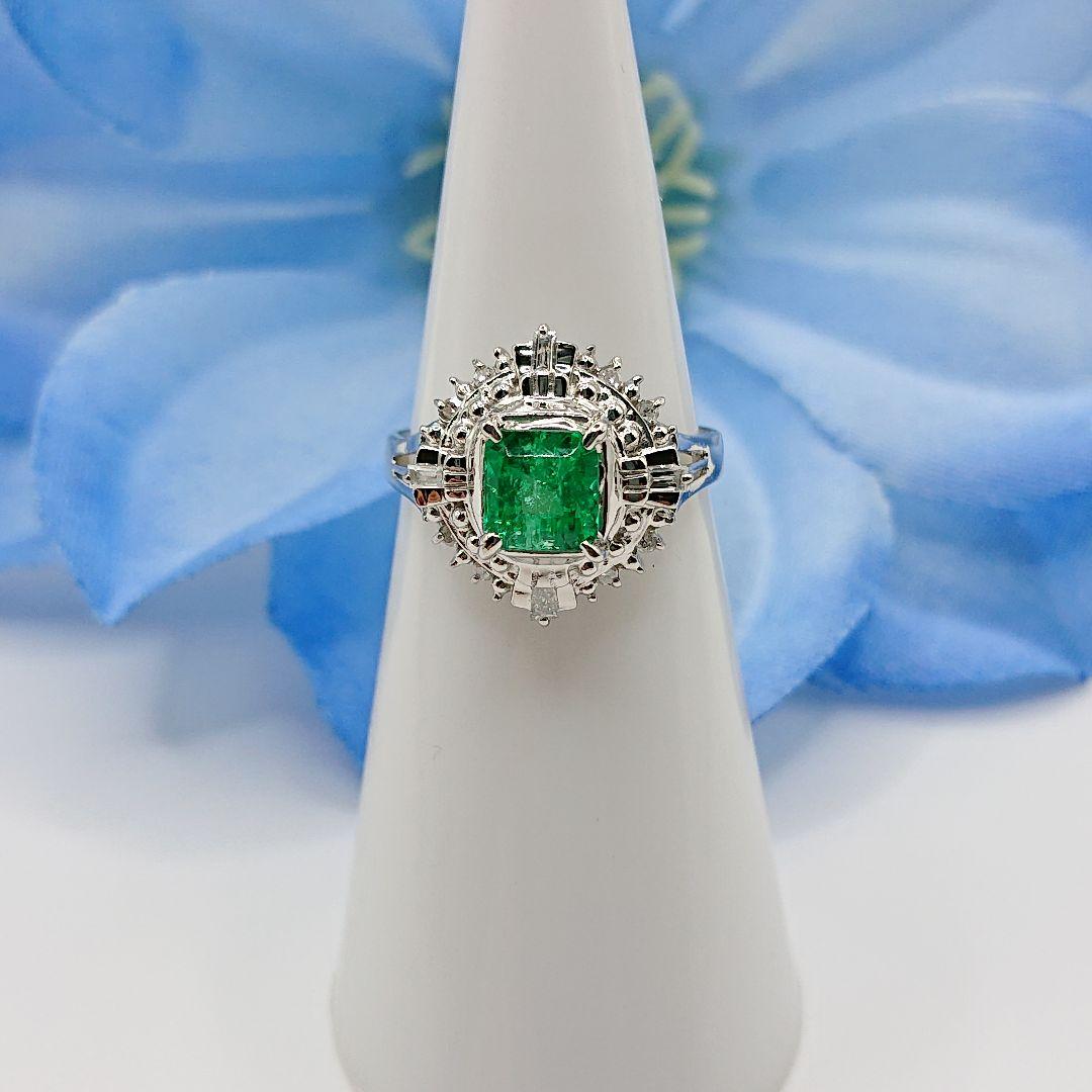 あで様天然エメラルド取り巻きリング 天然ダイヤモンドリング プラチナ900