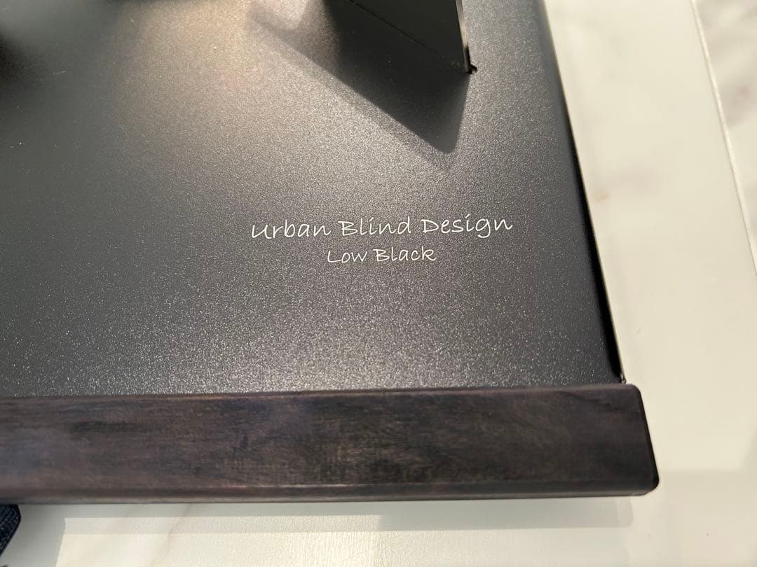 Urban Blind Designローブラックストーブ