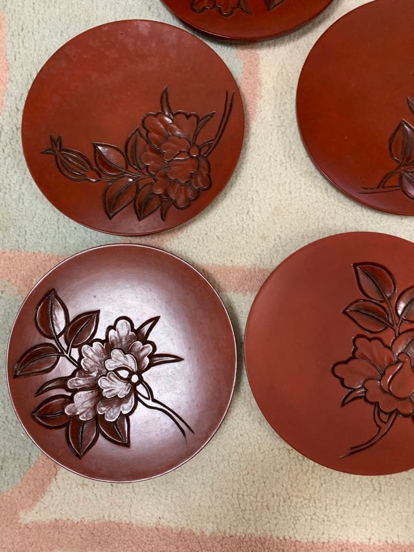 未使用品　鎌倉彫　皿　和菓子　花々　アンティーク　昭和レトロ