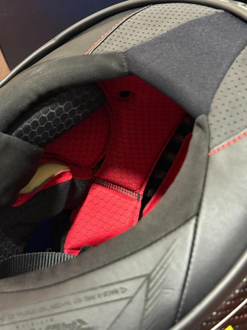 セキュリティ・セーフティ SHARK RACE-R PRO GP LORENZO WINTER TEST