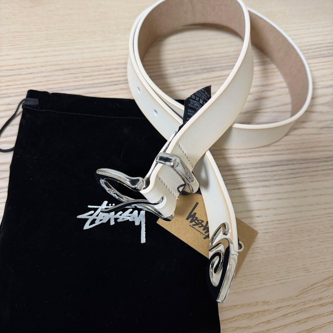 Stussy ブラック レザーベルト s/m