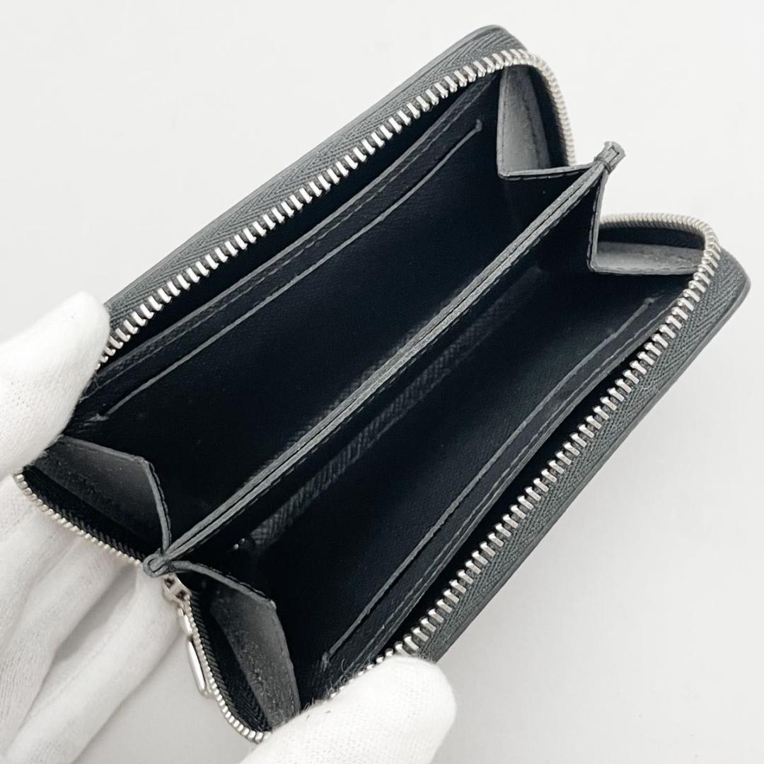 ほぼ未使用★ルイヴィトン タイガ ジッピーパース ケース 黒