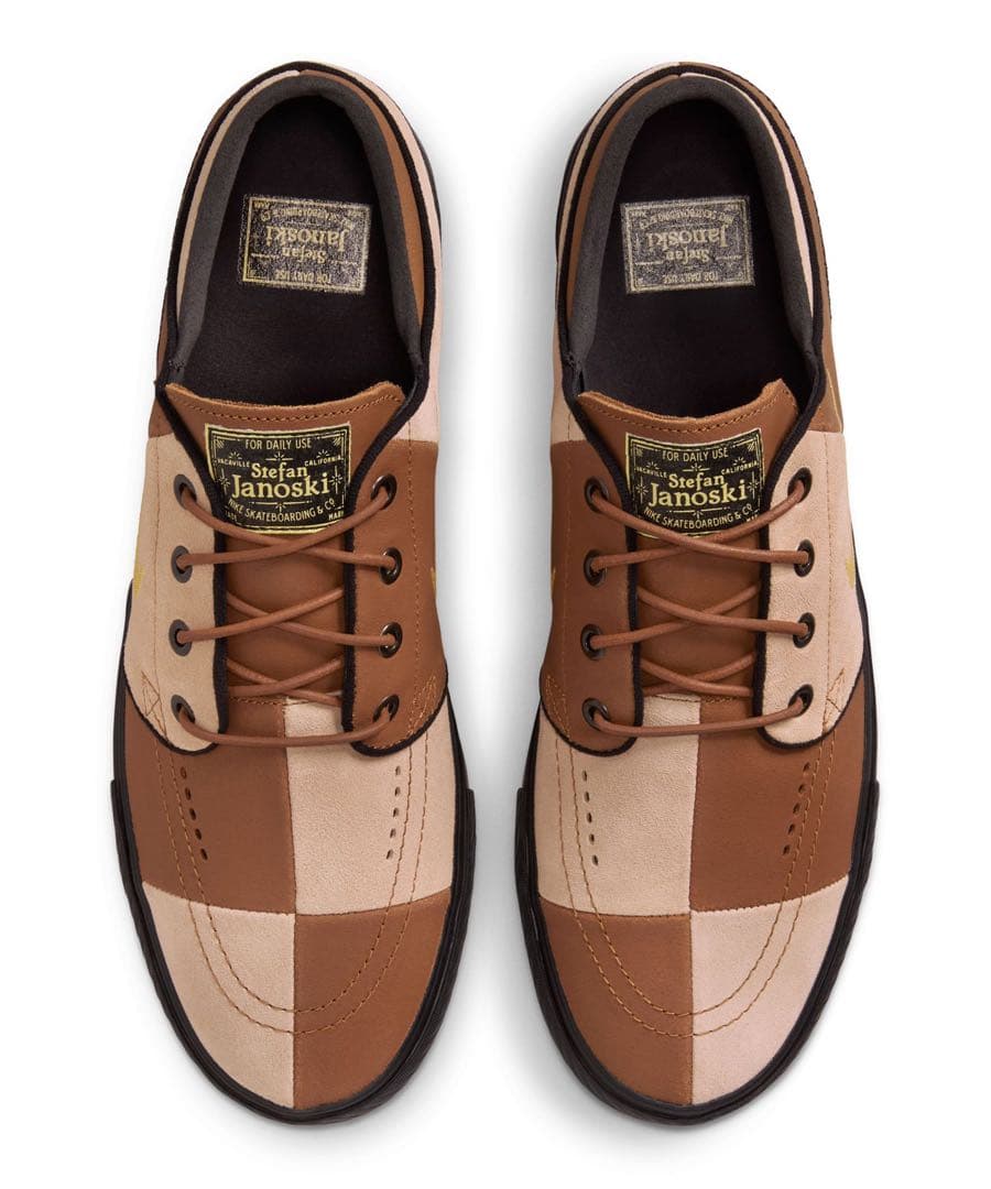 靴 NIKE SB ZOOM JANOSKI OG+ PREMIUM