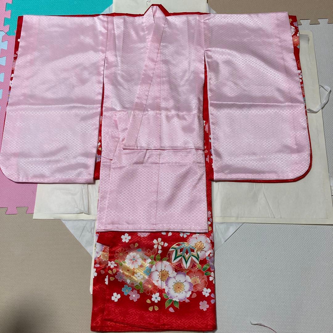 マリーです！　七五三用 赤色花柄と鞠柄の着物　長襦袢セット