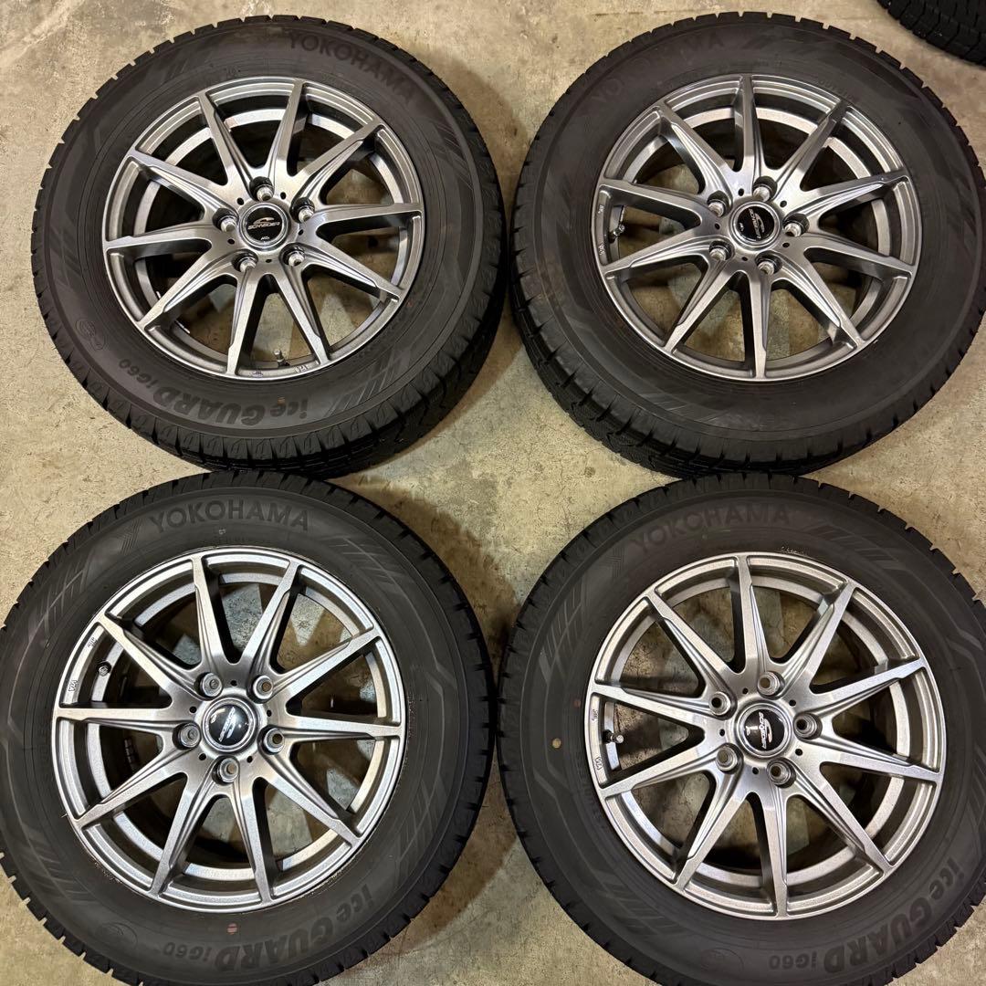 送料込み！ WR-V 215/60R16スタッドレス ヨコハマ　アイスガード