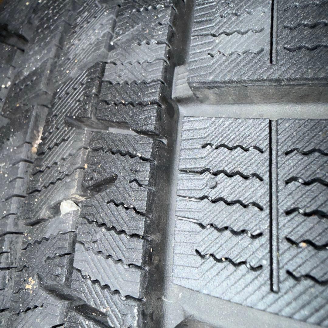 送料込み！ WR-V 215/60R16スタッドレス ヨコハマ　アイスガード