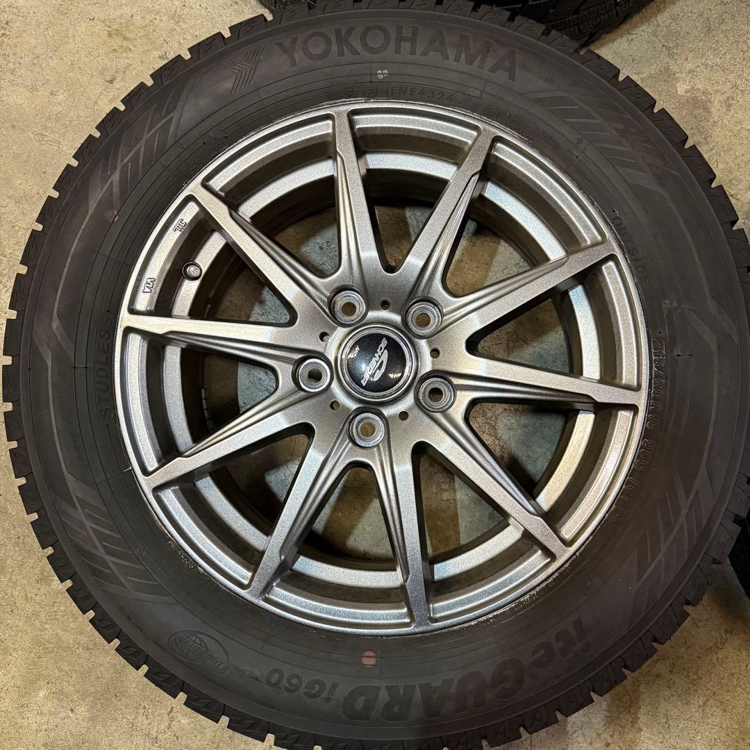 送料込み！ WR-V 215/60R16スタッドレス ヨコハマ　アイスガード