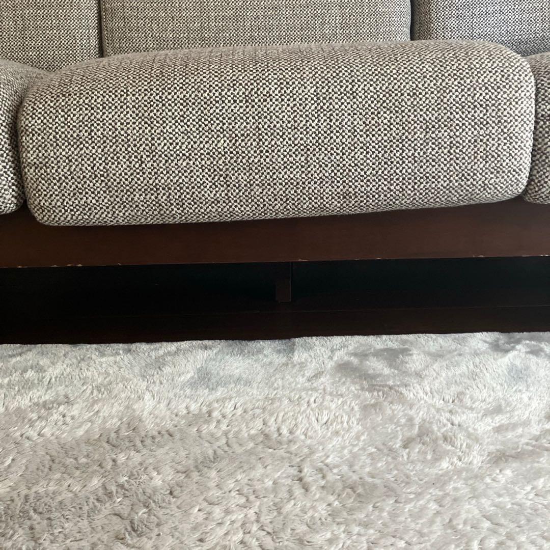 ニトリ、3人掛け布張りソファ