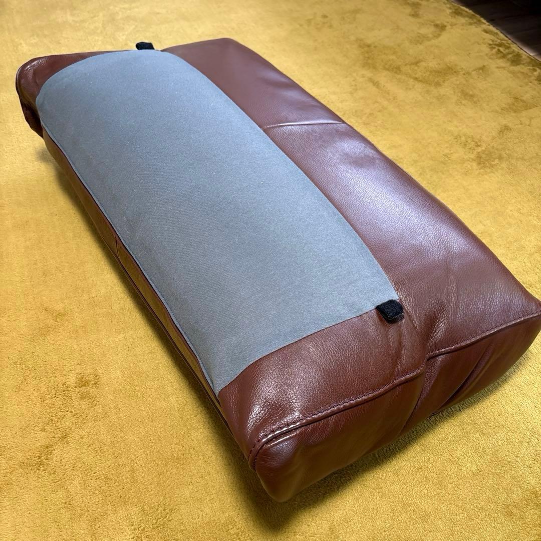 無印良品　革張りフェザーソファ