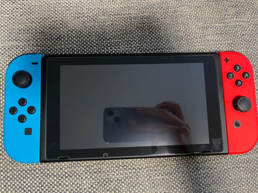 【30日まで即日発送可】美品 Nintendo Switch 本体＋ケースセット