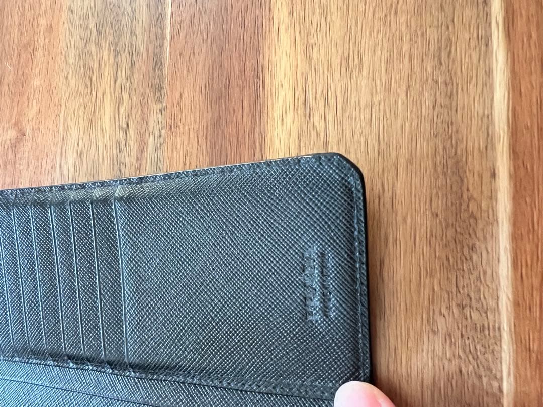 ク*ー様 PRADA ブラックレザー 長財布