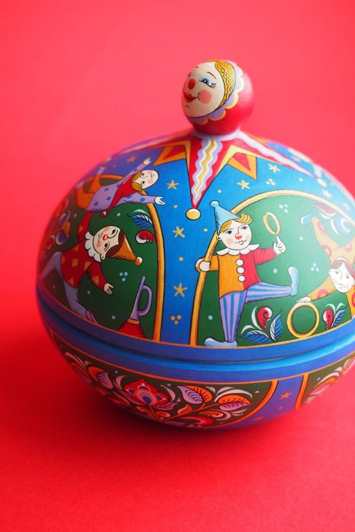 ロシア雑貨☆『ロシアのサーカス』ピエロの円形収納Boxマトリョーシカ オリガ新作