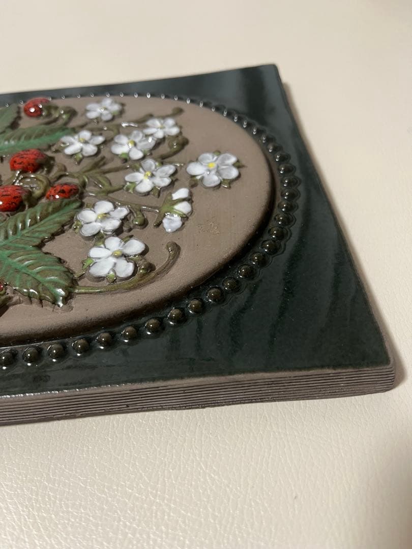 Jie Gantofta（ジイ・ガントフタ）　野いちご(ワイルドストロベリー)