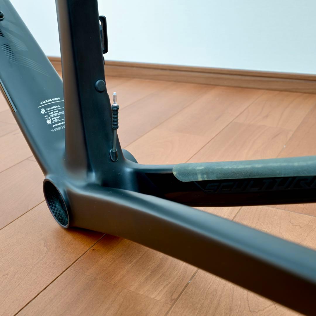 ☆SCULTURA☆スクルトゥーラ☆8000-E☆リムブレーキ☆