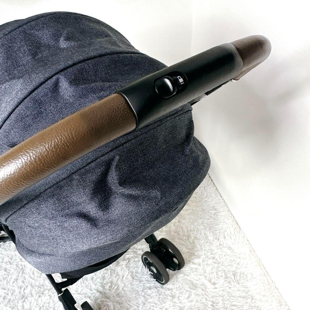 【美品】　Aprica アップリカ　ラクーナクッションフリー　デニム　2021年