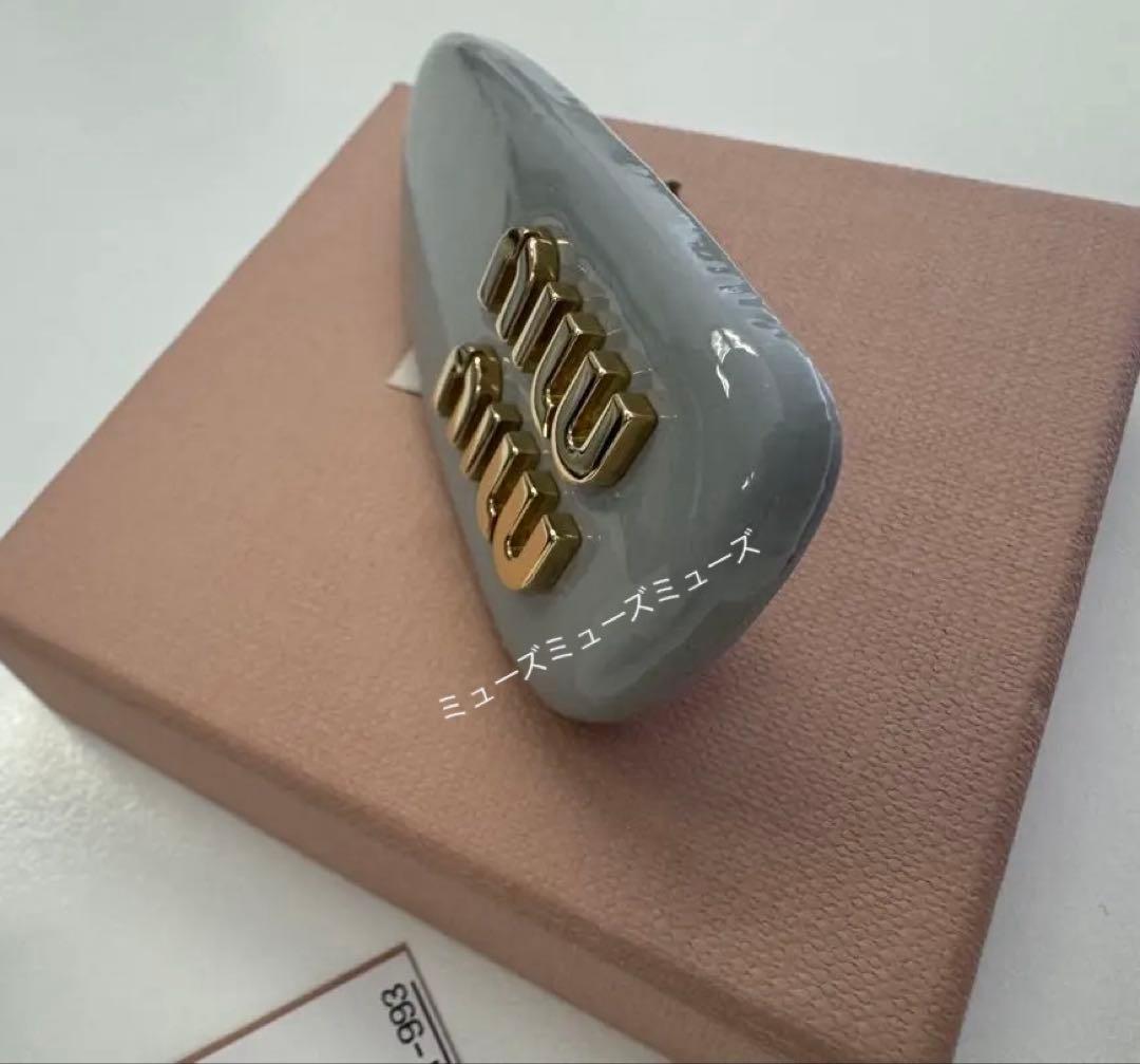 miu miu ヘアピン　バレッタ　グレー、くすみブルー　美品