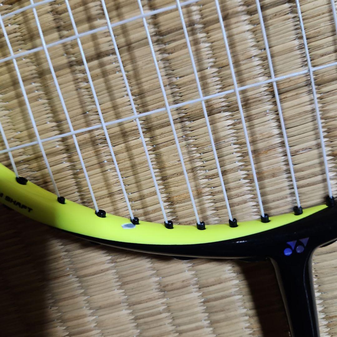バドミントンラケット YONEX アストロクス77