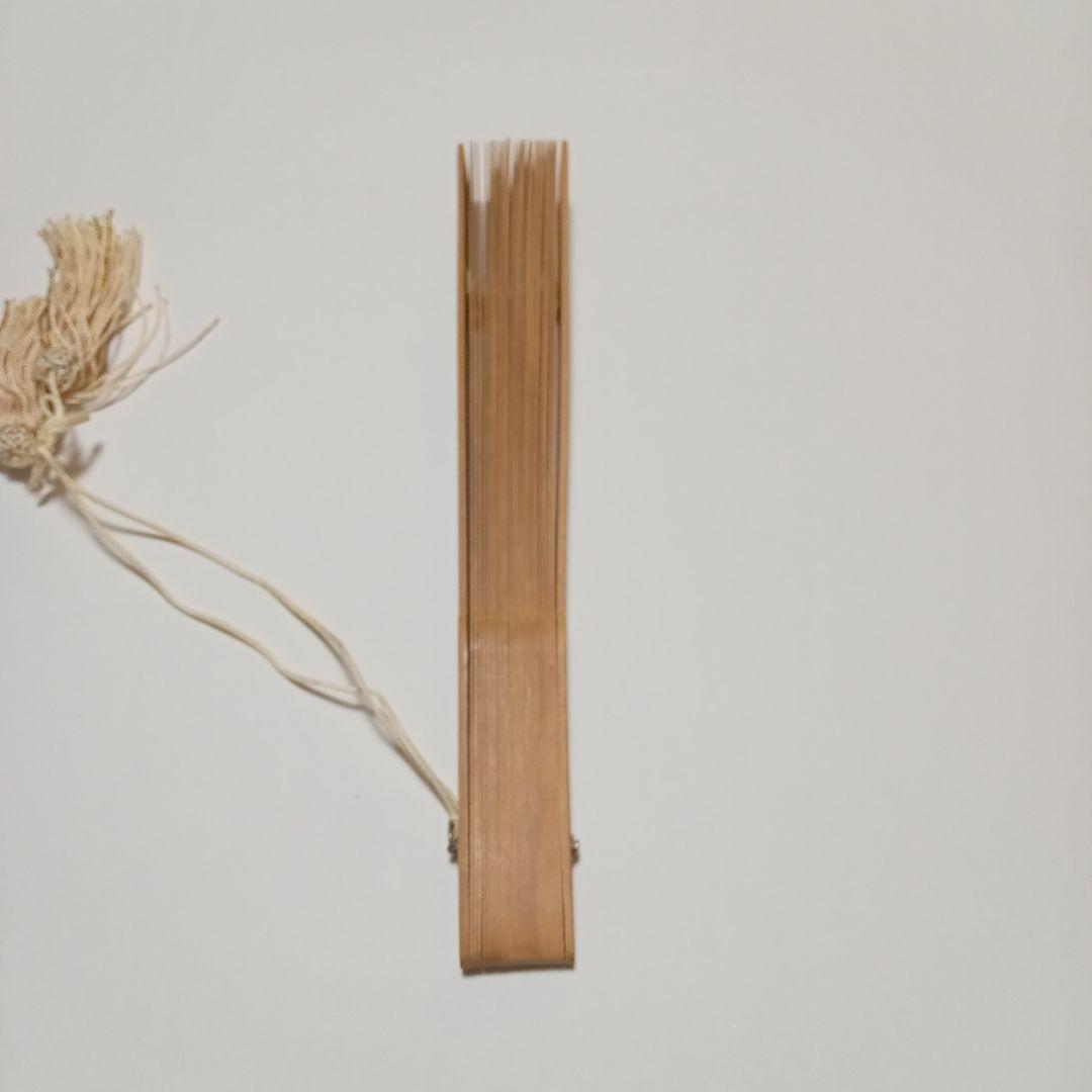 【宮脇賣扇庵】透かし彫り 白檀扇 扇子　日本舞踊　おしゃれ　綺麗　上品　格安