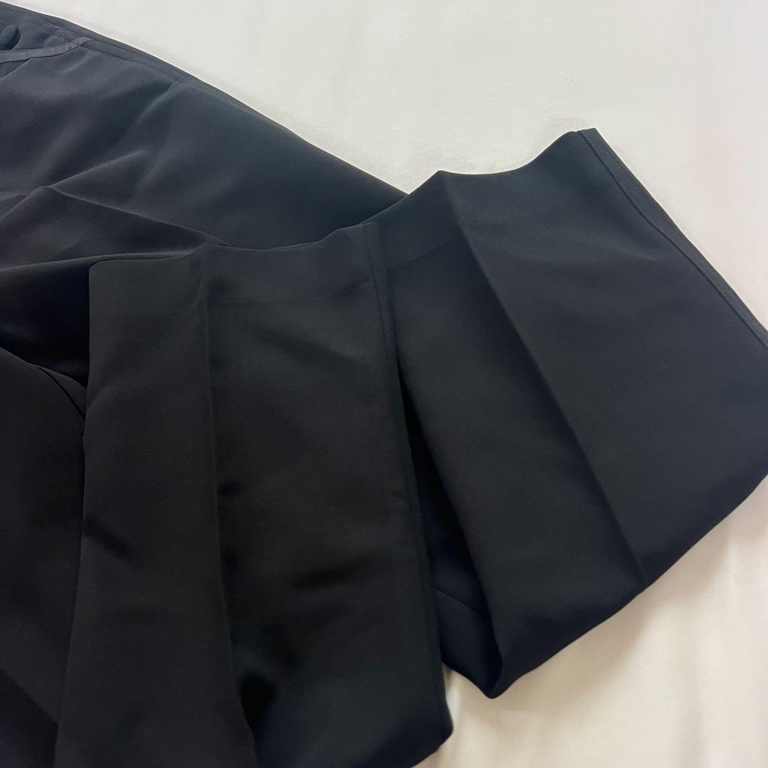 【タグ付き・未使用・完売商品！】JENNE 美シルエットサロペット 黒 Ｌ