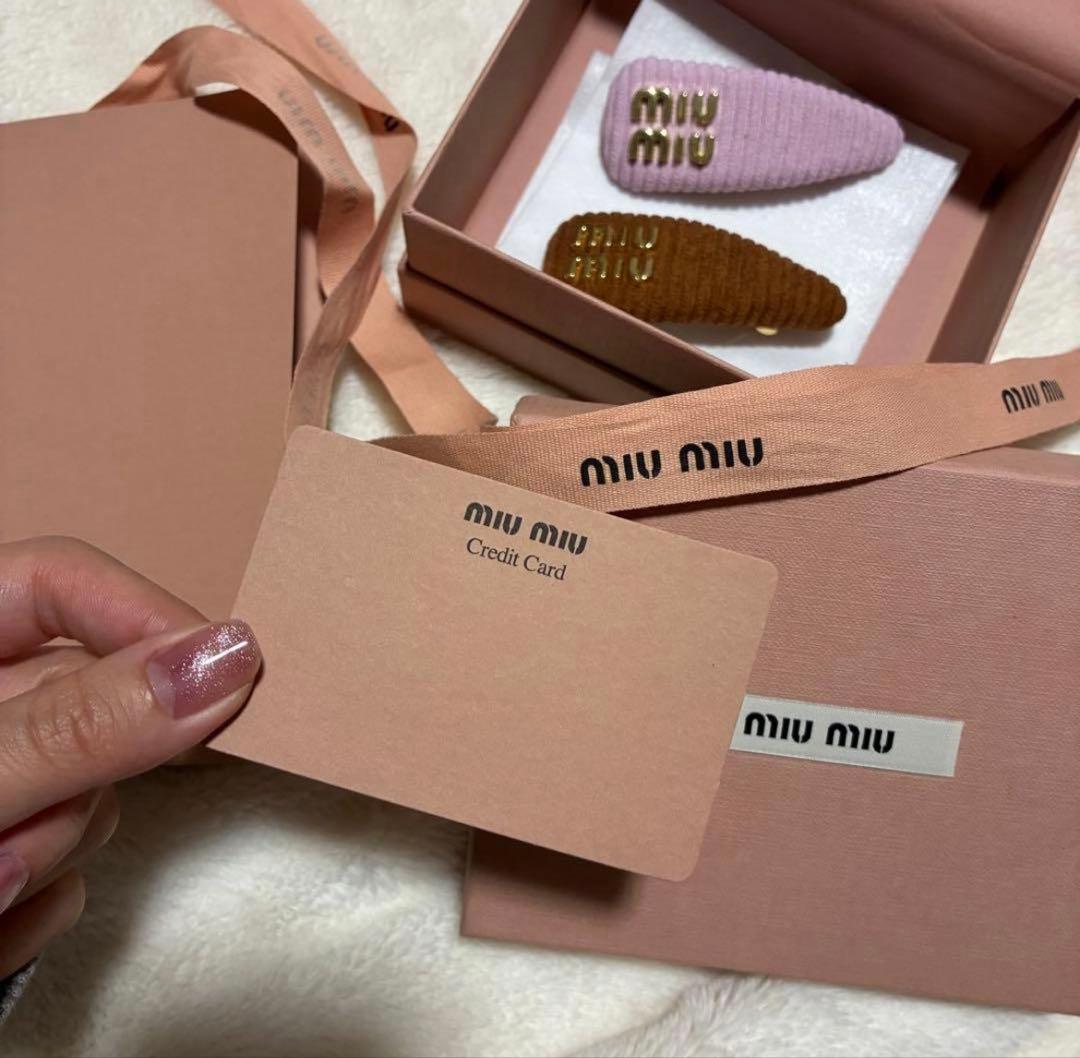 miu miu ヘアピン 2個セット