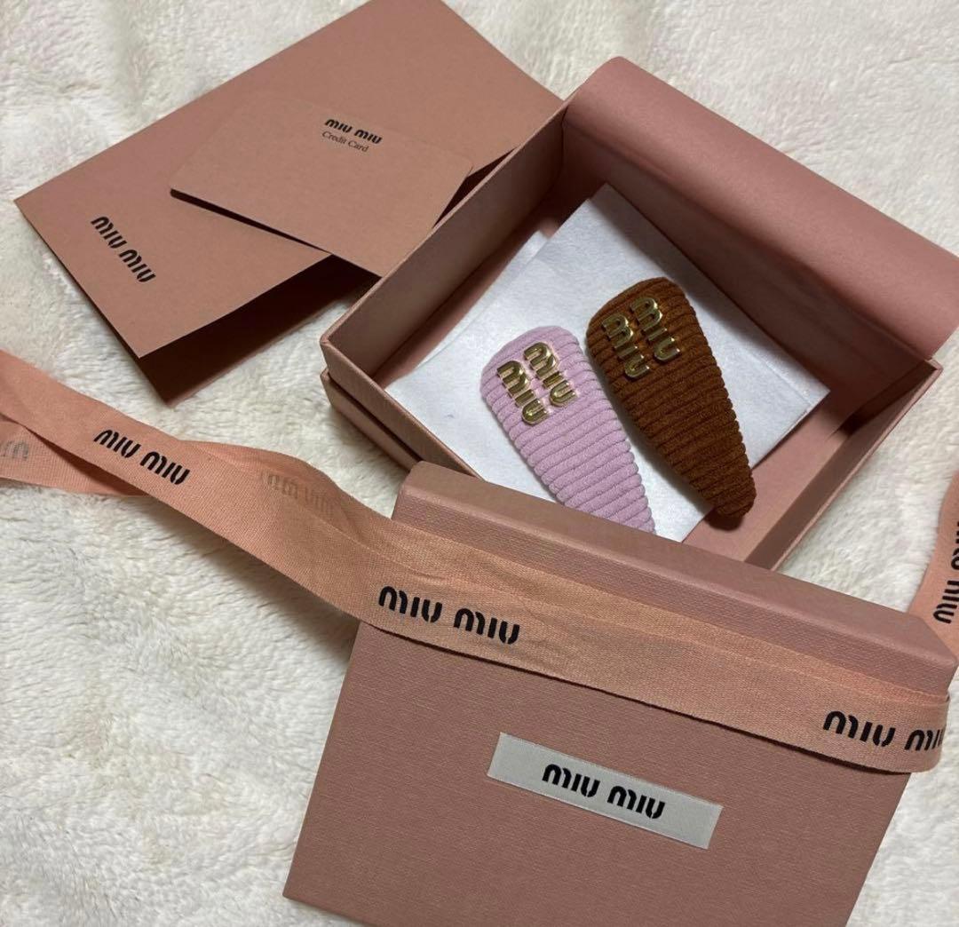 miu miu ヘアピン 2個セット