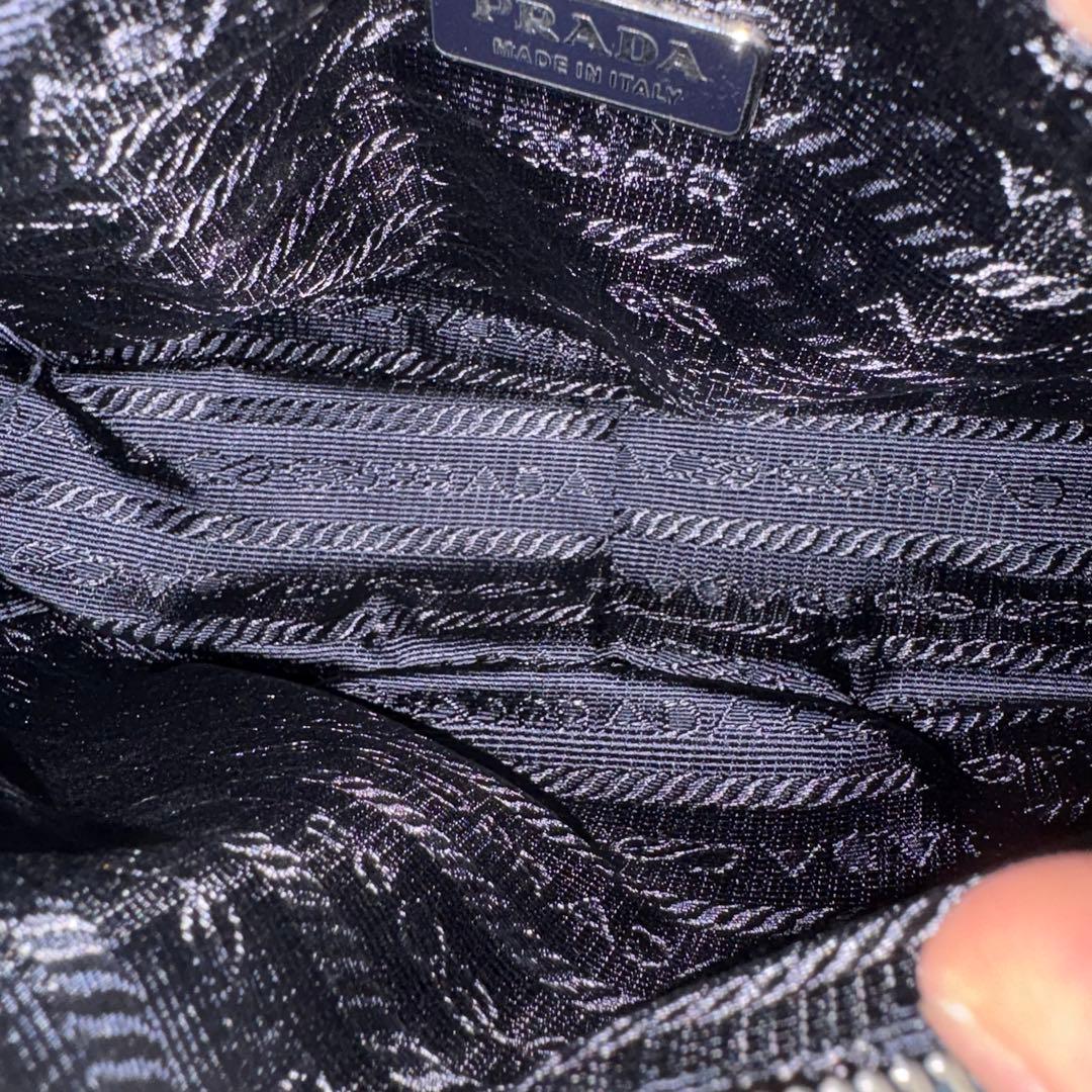 P*e様 PRADA ネイビー ナイロンポーチ　プラダ　【鑑定済み】