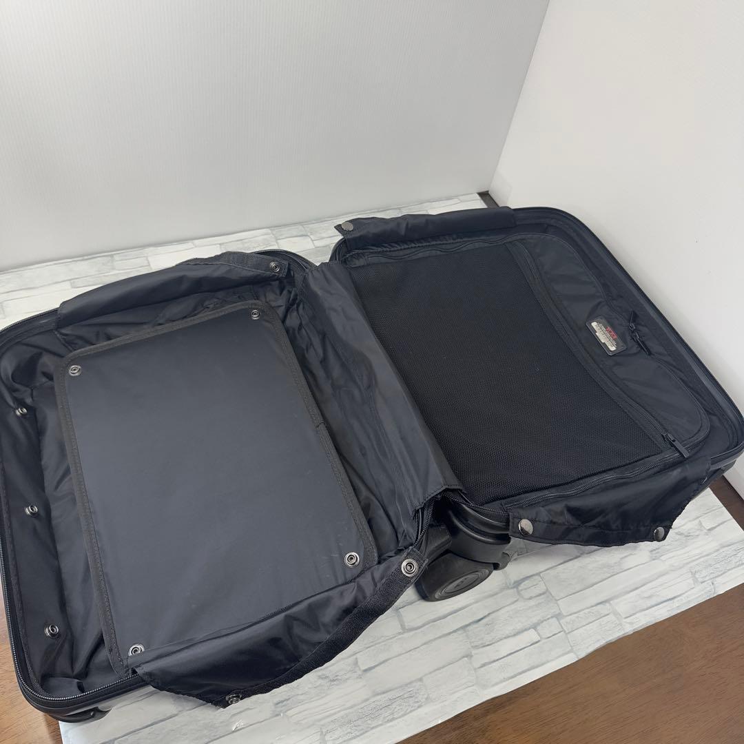 やっちゃん TUMI トゥミ 28012D コンパクトキャリーケース 2輪