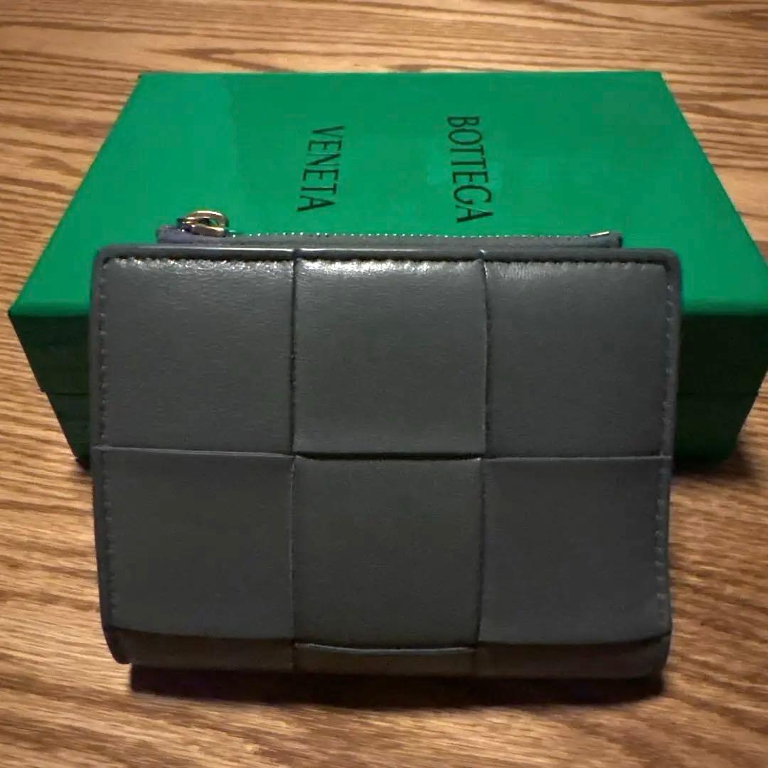 ボッテガヴェネタ　カセットスモール二つ折りウォレット　サンダー