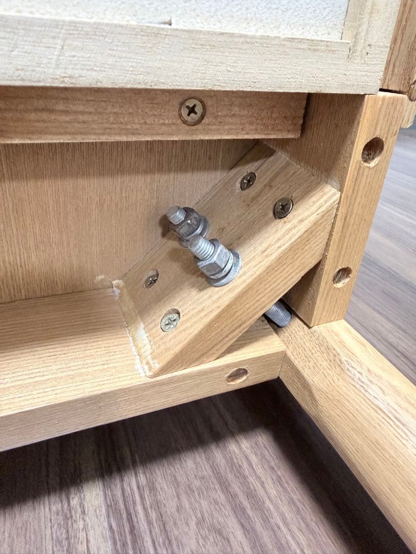 ニトリ 天然木タモ材 ダイニングテーブル 80×80cm