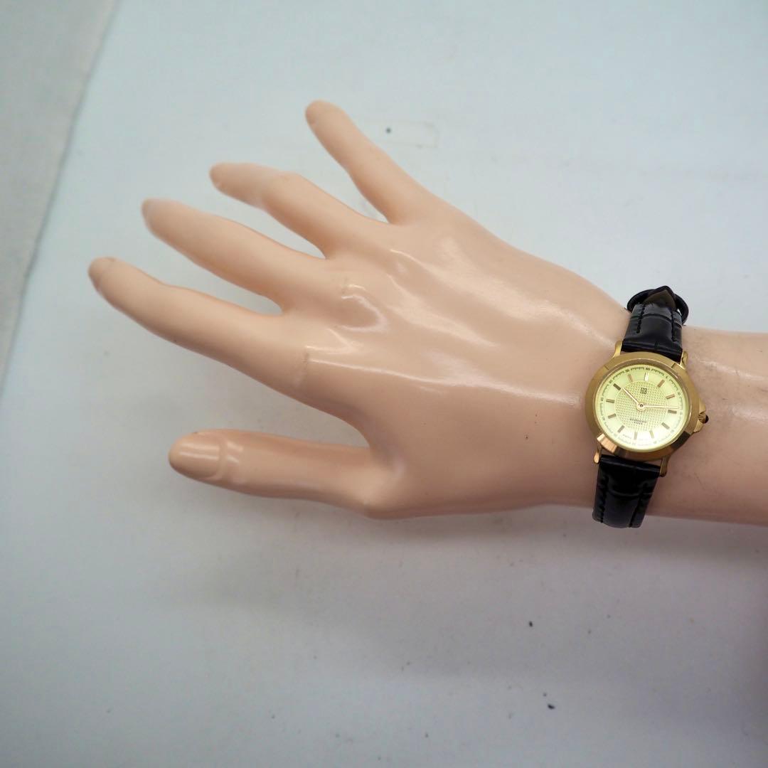 649 稼働 GIVENCHY 新品ベルト レディース 時計 ゴールド ブラック