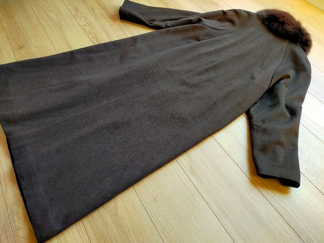 高級ブルーフォックス付きカシミヤ100 ％ロングコート！ブラウン系11号